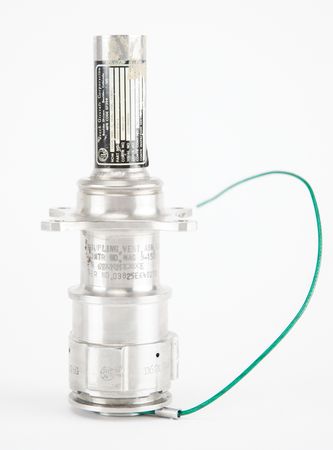 Lot #3103 Apollo Command/Service Module: Oxygen System Fill and Vent Port - Image 3