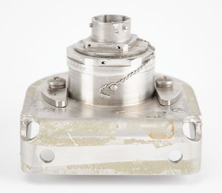 Lot #3123 Apollo Saturn V: Third Stage Pressure Adjustment Range Switch - Image 4