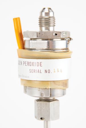Lot #3648 Satellite Attitude Control Rocket Motor - Image 4