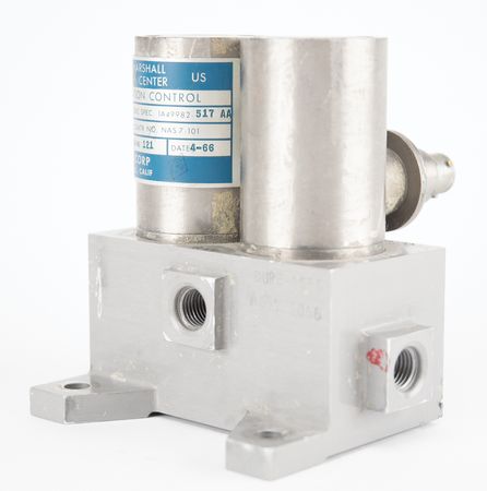 Lot #3121 Apollo Saturn V: Third Stage Actuation Control Module - Image 1