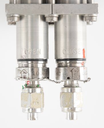 Lot #3115 Apollo Saturn V: Third Stage Pneumatic Propellant Control Valve - Image 6