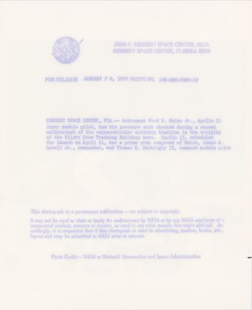 Lot #3335 Fred Haise Signed Photograph - Image 2