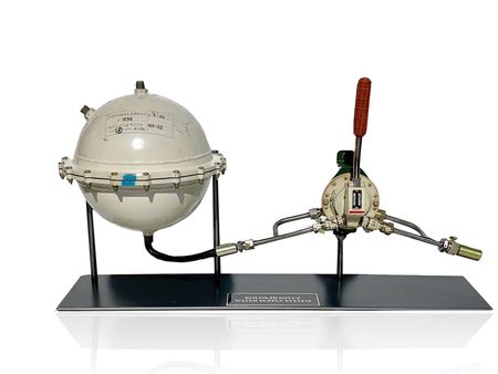 Lot #3586 Kolos-5D Soyuz Water Supply System - Image 1