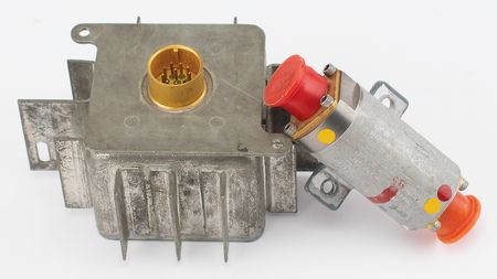 Lot #3099 Apollo CM Block II Signal Conditioner and ECU Controller - Image 1