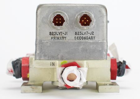 Lot #3100 Apollo CM Block II Water-Glycol Radiator Valve - Image 6