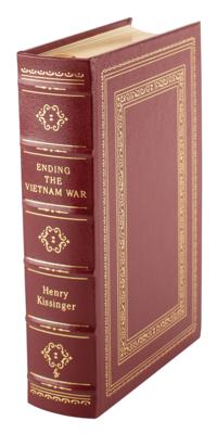 Lot #318 Henry Kissinger Signed Book and Signed Photograph - Image 3