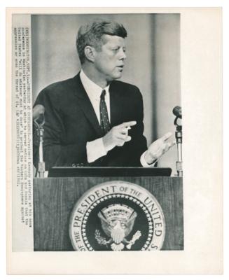 Lot #61 John F. Kennedy Archive of (377) Wire Photos: Remarkable collection of 370+ original wirephotos from Kennedy's campaign, presidency, and funeral - Image 13