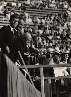 Lot #59 John F. Kennedy 1960 DNC Pass and (19) Photographs - Image 15