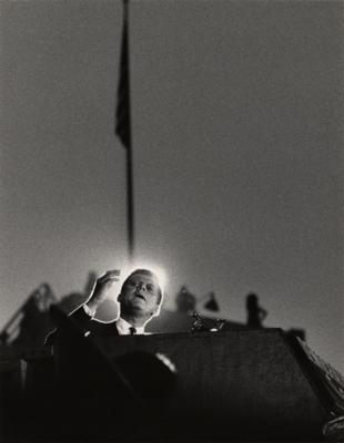 Lot #59 John F. Kennedy 1960 DNC Pass and (19) Photographs - Image 9