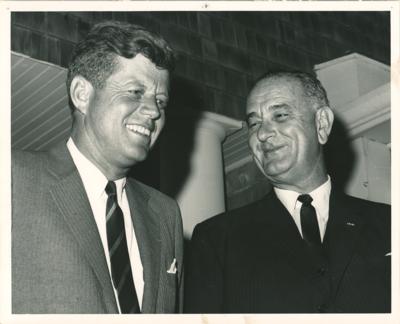 Lot #58 John F. Kennedy (37) Original Photographs - Image 13