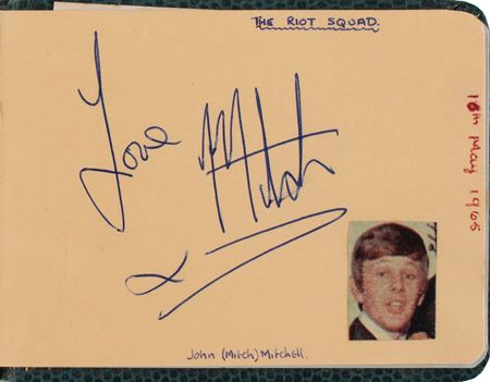 Lot #4074 Jimi Hendrix Experience and The Yardbirds Autograph Album - Image 3