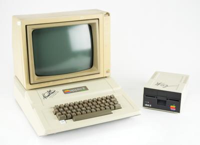 Lot #436 Apple: Steve Wozniak and Ronald Wayne (2)