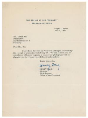 Lot #216 Chiang Kai-shek Signed Photograph - Image 2