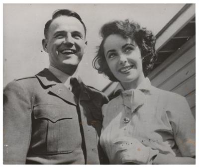 Lot #5063 Elizabeth Taylor and Glenn Davis Original Photograph - Image 1