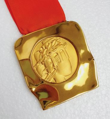 Lot #6115 Sarajevo 1984 Winter Olympics Gold Winner's Medal - Image 3