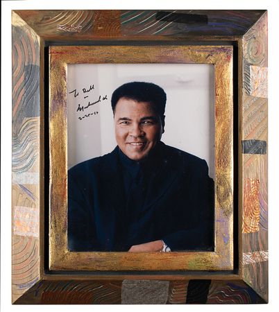 Lot #802 Muhammad Ali Signed Photograph - Image 2