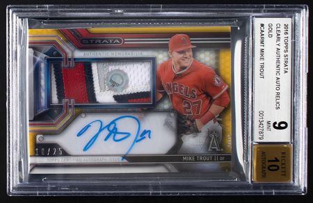 Lot #875 2016 Topps Strata Clearly Authentic Gold