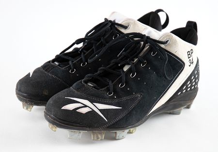 Lot #789 David Ortiz's 2007 Game-Used Cleats: Big Papi's game-used cleats from the 2007 season - Image 3