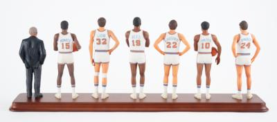 Lot #910 NY Knicks: 1972-73 Danbury Mint Statues Figurines - Image 2