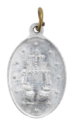 Lot #91 John and Jacqueline Kennedy: JFK Jr. Misericordia Medal Baby Gift - Image 2