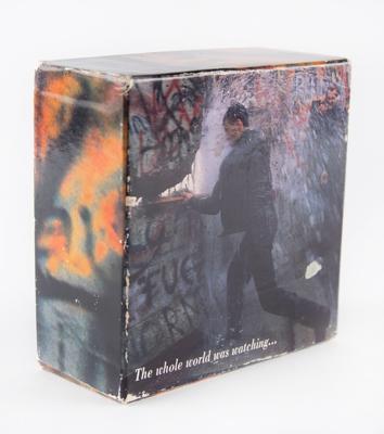 Lot #212 Berlin Wall Remnant Presentation - Image 5
