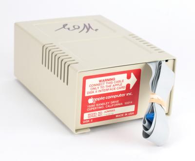 Lot #8046 Apple: Steve Wozniak and Ronald Wayne (2) Signed Items - Image 12