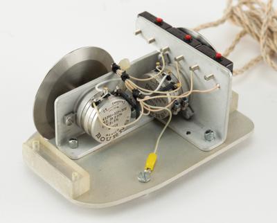 Lot #8001 Douglas Engelbart: 'Skeleton' Early Mouse with X-Y Axis - Image 3