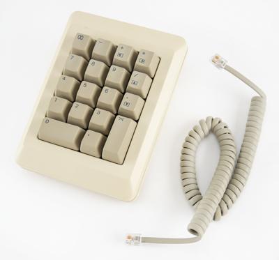 Lot #8054 Apple M0120P Numeric Keypad with Box - Image 1