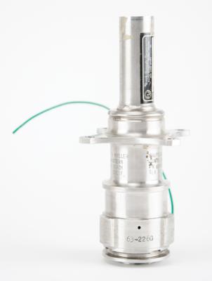 Lot #9093 Apollo Command/Service Module: Oxygen System Fill and Vent Port - Image 2