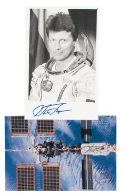 Lot #9612 Soyuz TMA-4 / ISS-9 Flown Watch - Image 9