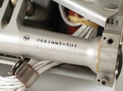 Lot #9111 Lunar Module Landing Radar Antenna Pedestal Mount and Tilt Mechanism - Image 5