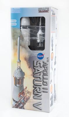 Lot #9308 Fred Haise Signed Saturn V Model - Image 5