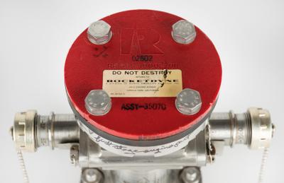 Lot #9325 Fred Haise Signed Saturn V Engine Component - Image 6