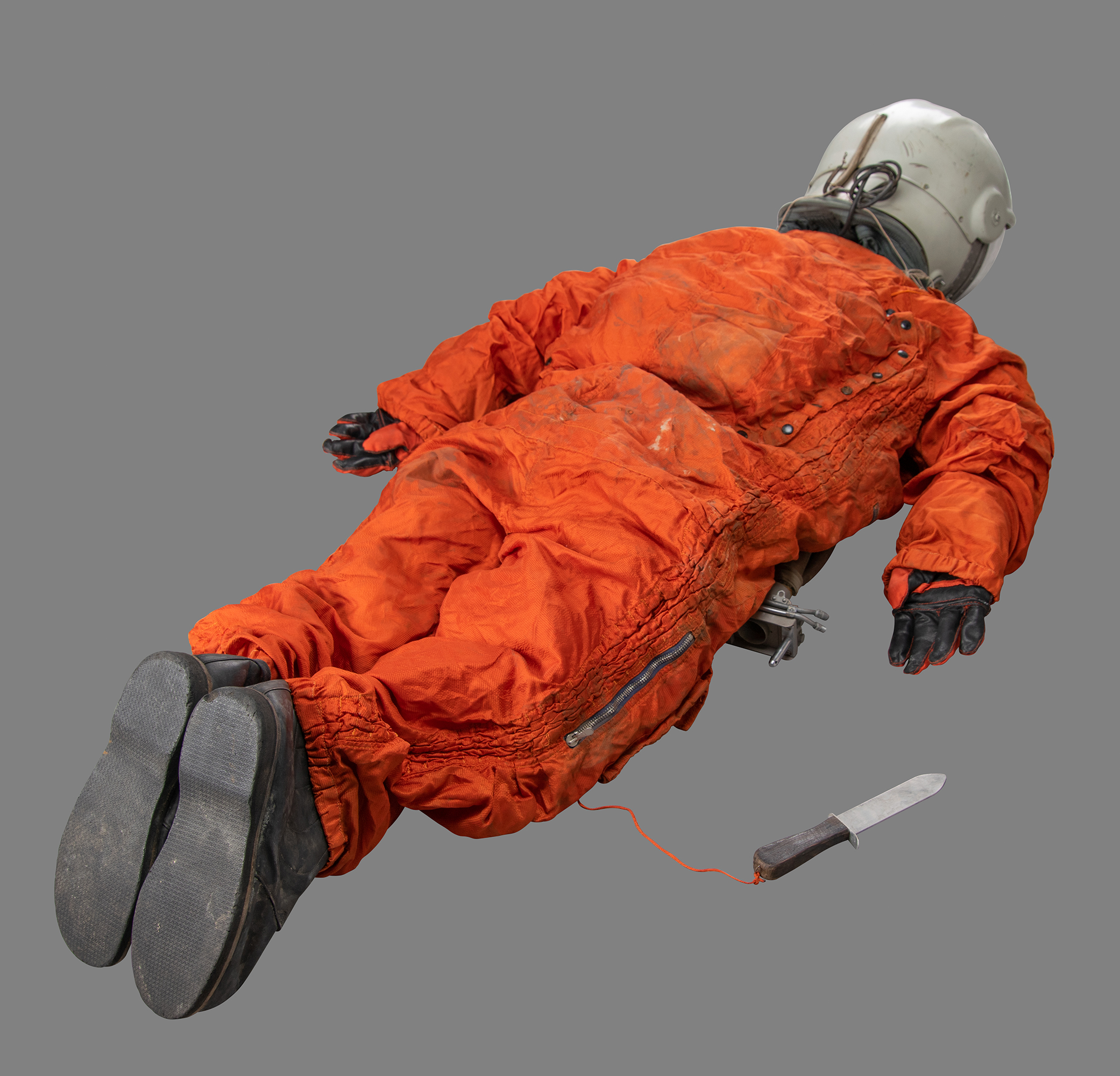 Lot #9617 Cosmonaut SK-1 Vostok Suit Assembly Prototype or Display - Image 4