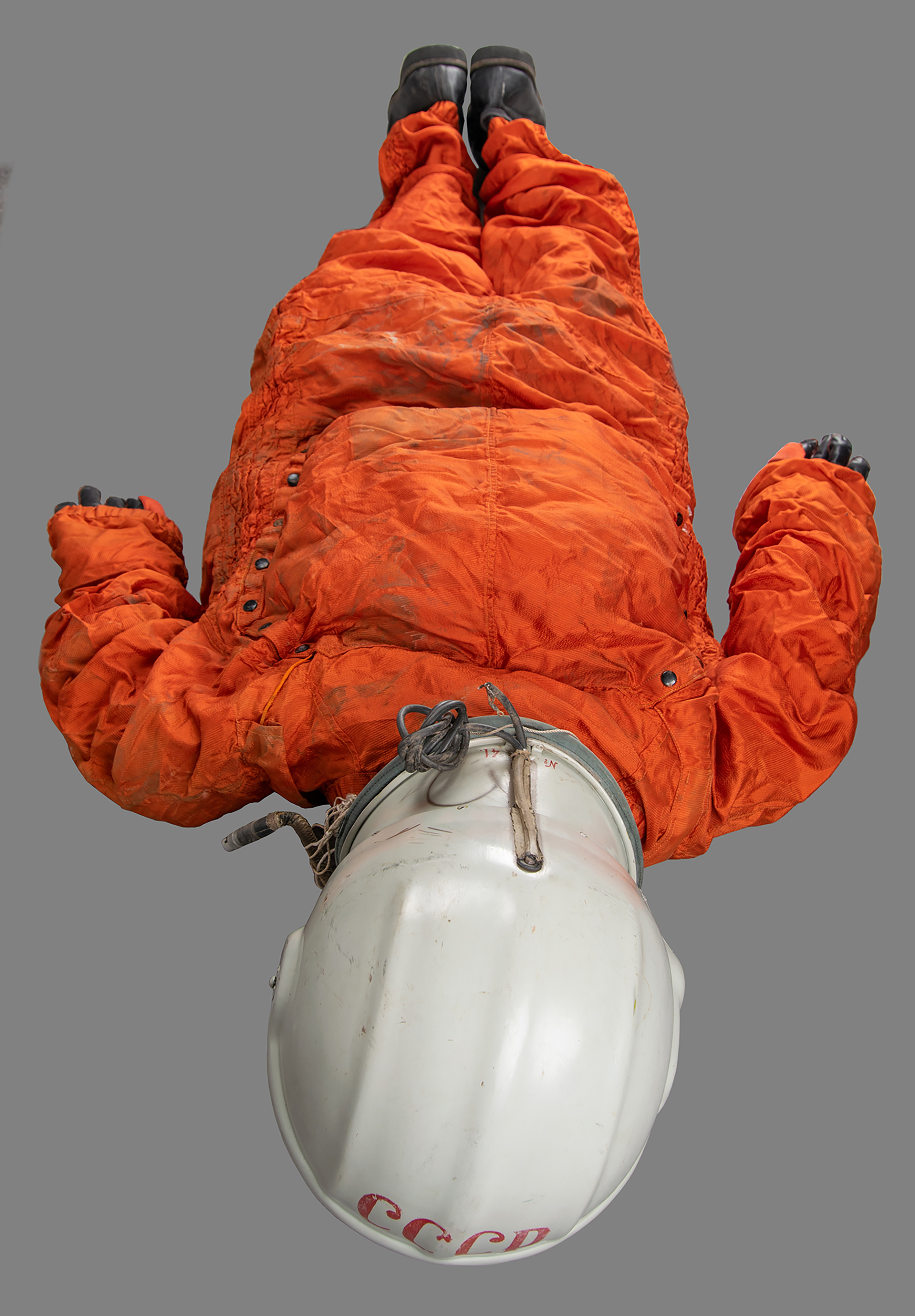 Lot #9617 Cosmonaut SK-1 Vostok Suit Assembly Prototype or Display - Image 5