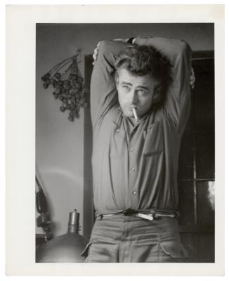 Lot #645 James Dean Original Photograph by Roy Schatt - Image 1