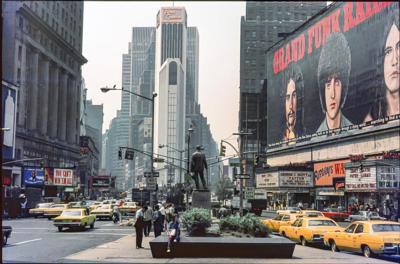 Lot #2274 Grand Funk Railroad Signed 'Closer to Home' Album - Image 5