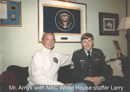 Lot #304 George Bush?s Eyeglasses - Image 11