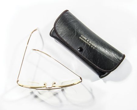 Lot #304 George Bush?s Eyeglasses - Image 3