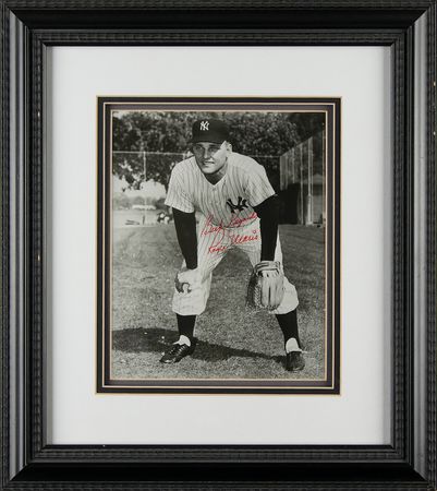 Lot #801 Roger Maris Signed Photograph - Image 2
