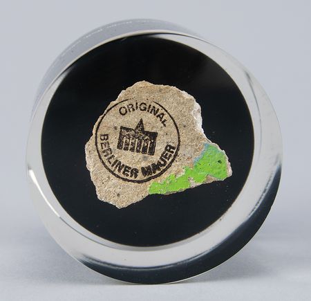 Lot #147 Berlin Wall Remnant Presentation - Image 6