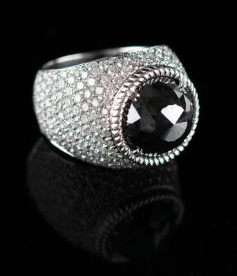 Lot #4040 Ryan Lochte's 14k White Gold Olympic Ring Custom-Made by Johnny Dang - Image 2
