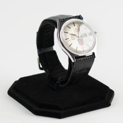 Lot #4286 Lake Placid 1980 Winter Olympics Team USA Watch - Image 1