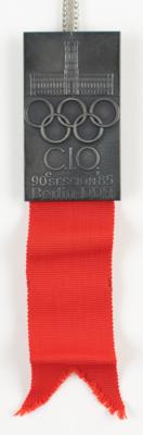 Lot #4150 East Berlin 1985 IOC Session Badge - Image 1
