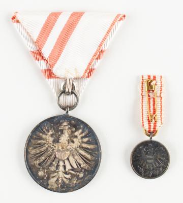 Lot #4094 Innsbruck 1964 Winter Olympics Volunteer Medal Set - Image 2