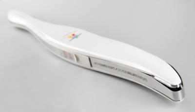 Lot #4030 Vancouver 2010 Winter Olympics Torch - Image 4