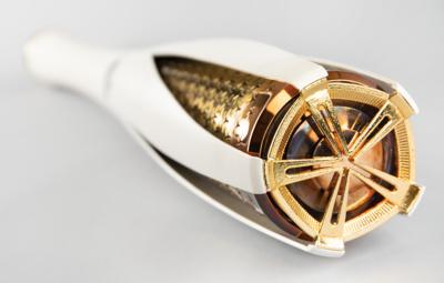 Lot #4034 PyeongChang 2018 Winter Olympics Torch - Image 2