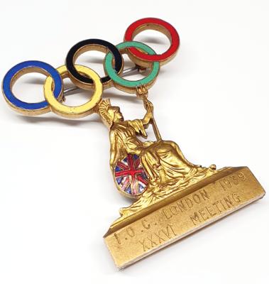 Lot #4125 38th IOC Session in London, 1939. IOC Official's Badge - Image 4