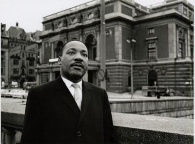 Lot #119 Martin Luther King, Jr. Signature - Image 2