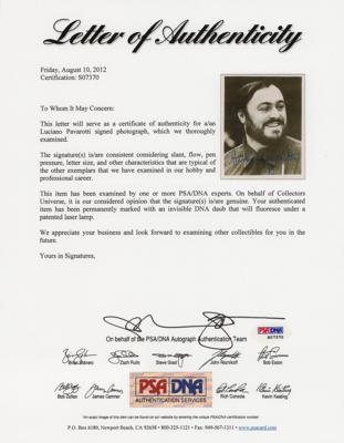 Lot #625 Luciano Pavarotti Signed Photograph - Image 2